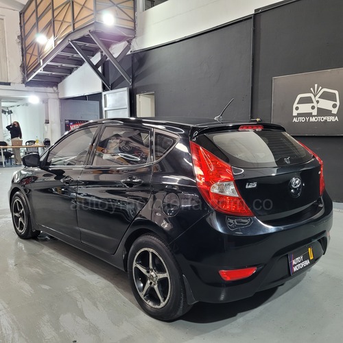 Hyundai i25, Modelo 2016 - Imagen 3