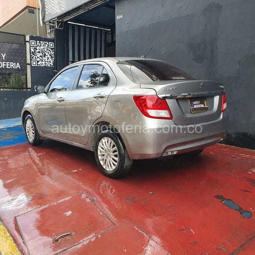 Suzuki Swift Dzire, modelo: 2022 - Imagen 2