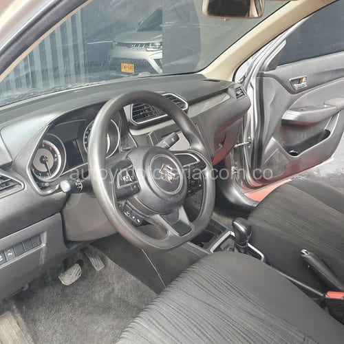 Suzuki Swift Dzire, modelo: 2022 - Imagen 6