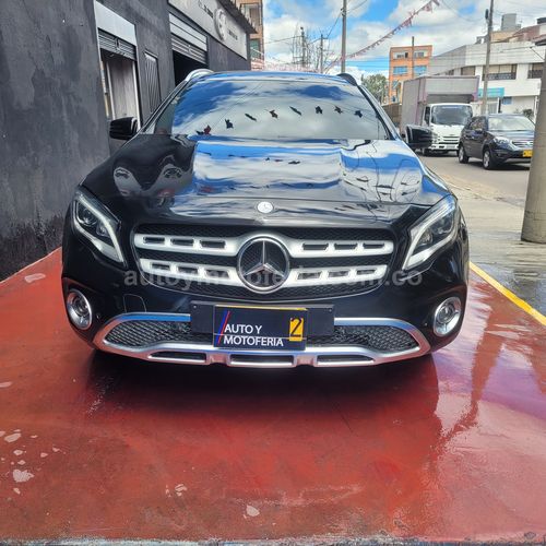 Mercedes Benz Gla200, Modelo 2020 - Imagen 2