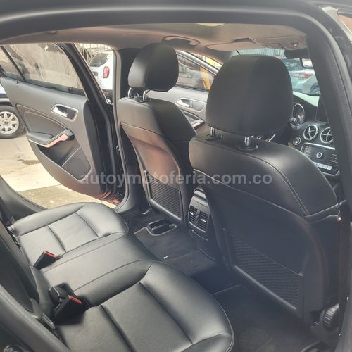 Mercedes Benz Gla200, Modelo 2020 - Imagen 9