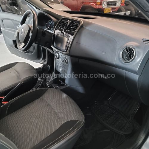 Renault Logan, Modelo 2017 - Imagen 9