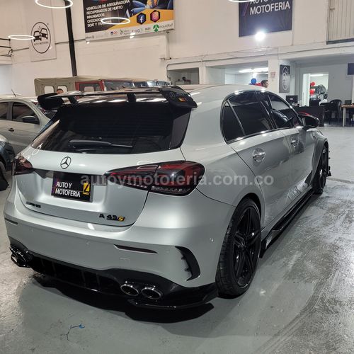 Mercedes Benz A45, Modelo 2023 - Imagen 3