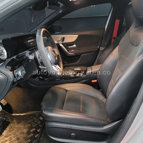 Mercedes Benz A45, Modelo 2023 - Imagen 5