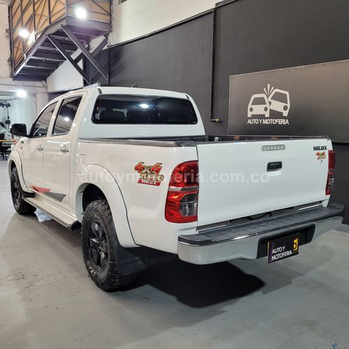 Toyota Hilux, Modelo 2013 - Imagen 3