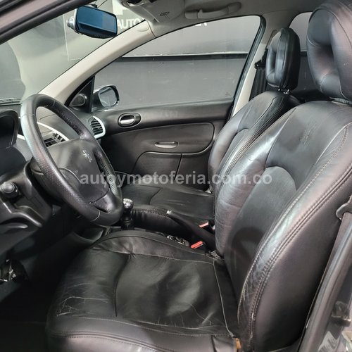 Peugeot 207, Modelo 2011 - Imagen 6