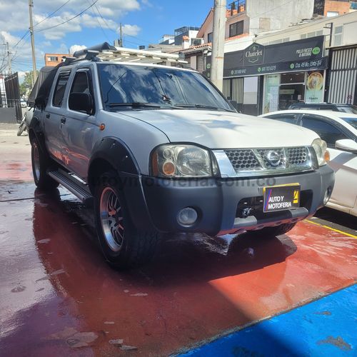 Nissan NP300 Frontier, Modelo 2011 - Imagen 7