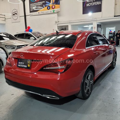 Mercedes Benz CLA180, modelo 2018 - Imagen 2