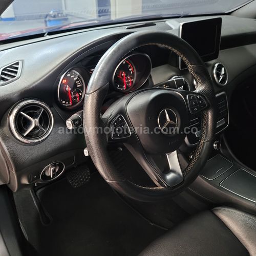 Mercedes Benz CLA180, modelo 2018 - Imagen 8