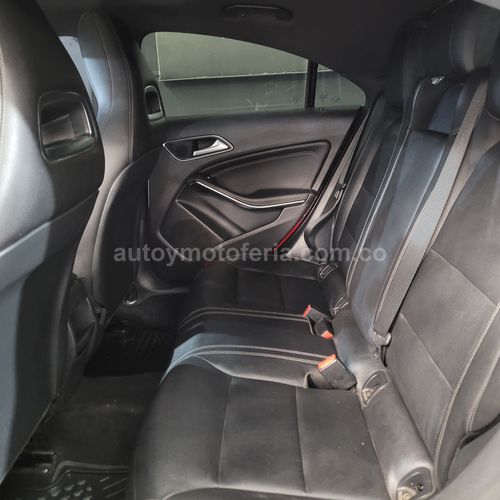 Mercedes Benz CLA180, modelo 2018 - Imagen 7