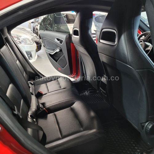 Mercedes Benz CLA180, modelo 2018 - Imagen 9