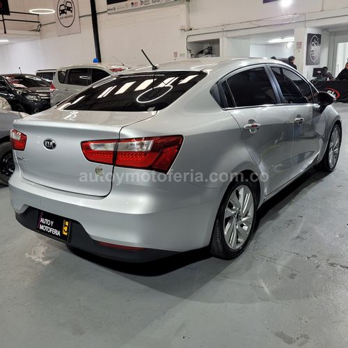 Kia Rio R, modelo 2017 - Imagen 12