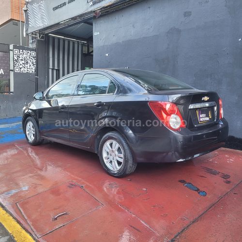 Chevrolet Sonic LT, modelo 2013 - Imagen 4