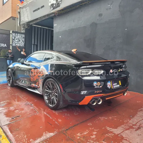 Chevrolet Camaro ZL1, modelo 2019 - Imagen 2