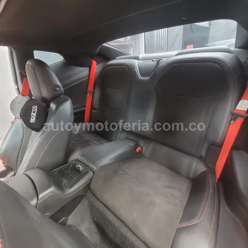 Chevrolet Camaro ZL1, modelo 2019 - Imagen 10