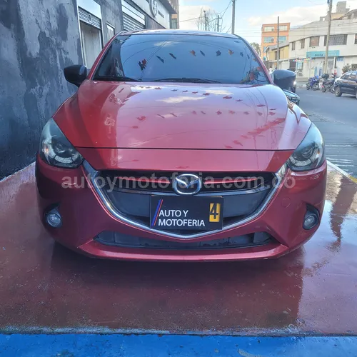 Mazda 2, modelo 2017 - Imagen 2