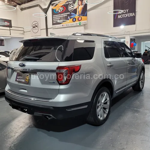 Ford Explorer, modelo 2018 - Imagen 5