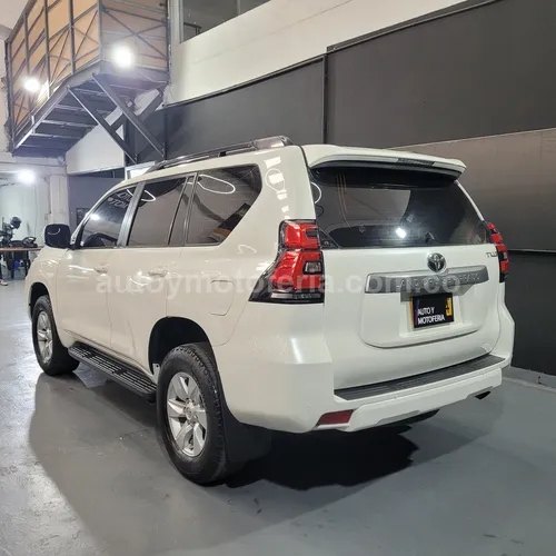 Toyota Prado Tx-l, Modelo 2018 - Imagen 8