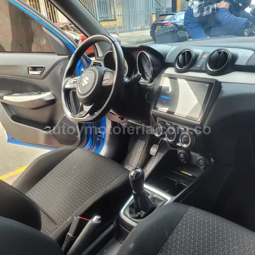 Suzuki Swift Hybrid, modelo 2023 - Imagen 11
