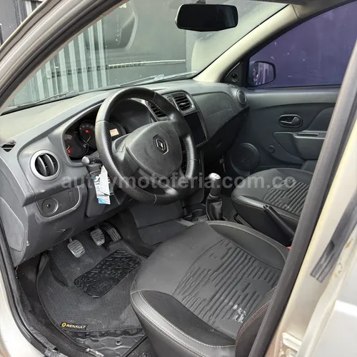 Renault Logan, Modelo 2018 - Imagen 7