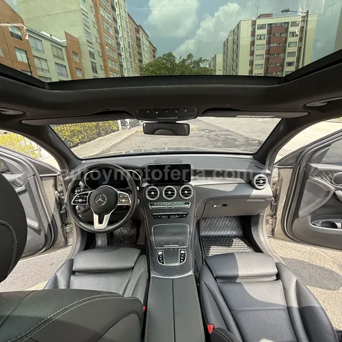 Mercedes Benz GLC300, modelo 2021 - Imagen 4