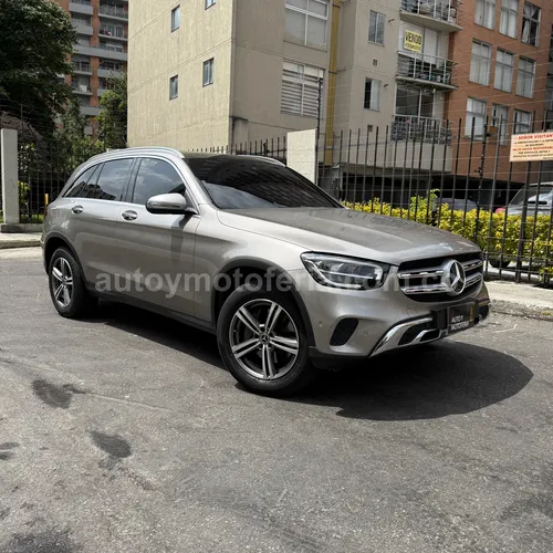 Mercedes Benz GLC300, modelo 2021 - Imagen 5