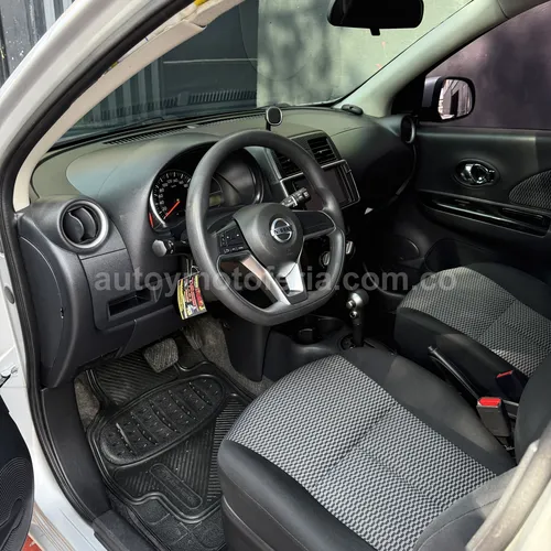 Nissan March, modelo 2022 - Imagen 5