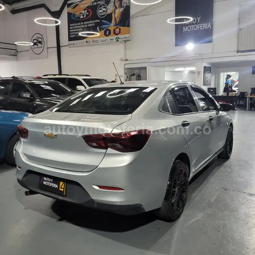 Chevrolet Onix, Modelo 2021 - Imagen 4