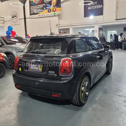 Mini Cooper, Modelo 2022 - Imagen 2