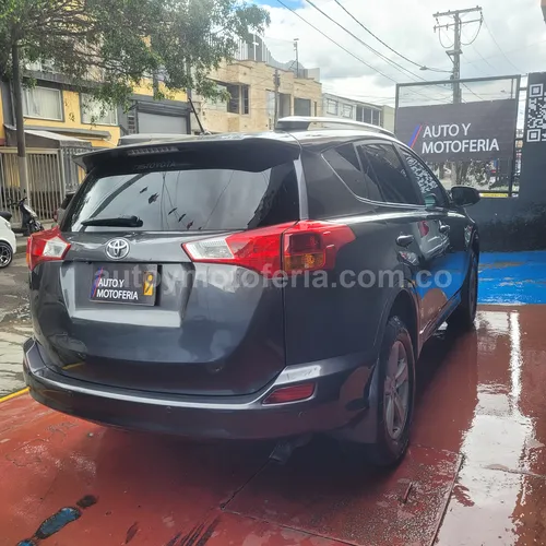 Toyota Rav4, Modelo 2014 - Imagen 8