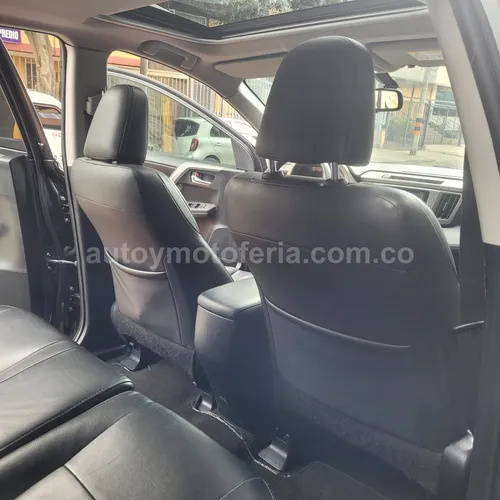 Toyota Rav4, Modelo 2014 - Imagen 12
