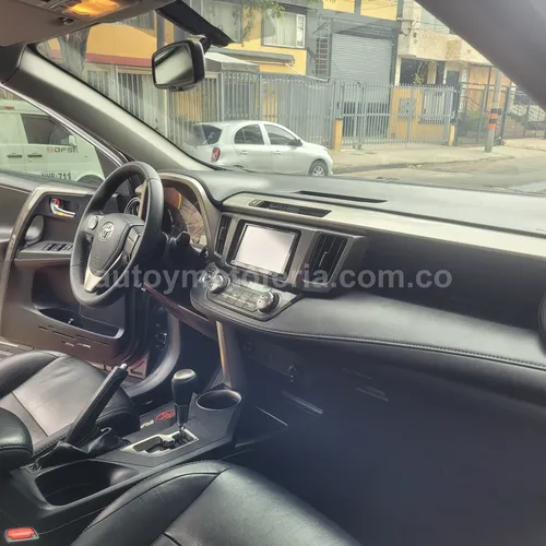 Toyota Rav4, Modelo 2014 - Imagen 13
