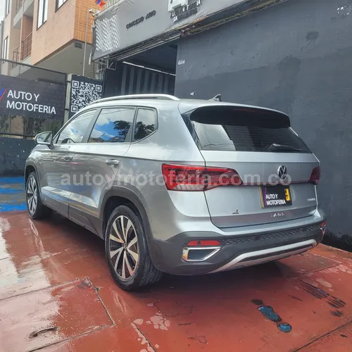 Volkswagen Taos, Modelo 2022 - Imagen 2
