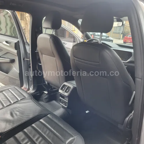 Volkswagen Taos, Modelo 2022 - Imagen 13