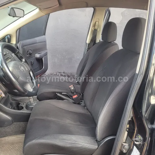 Nissan Tiida, Modelo 2013 - Imagen 8