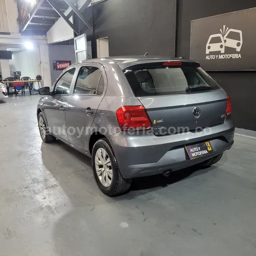 Volkswagen Gol Comfortline, Modelo 2022 - Imagen 6