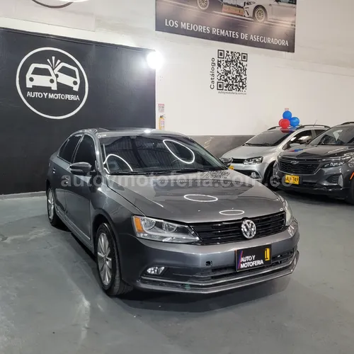 Volkswagen Jetta, Modelo 2018 - Imagen 3