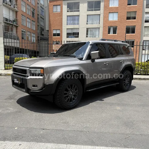 Toyota Prado Tx-l, Modelo 2025 - Imagen 6