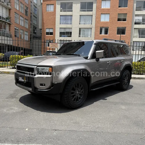 Toyota Prado Tx-l, Modelo 2025 - Imagen 7