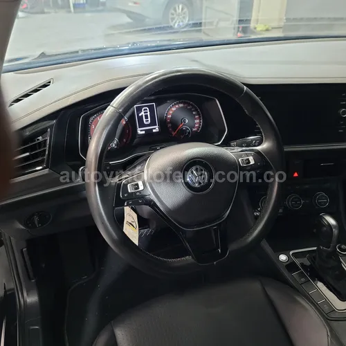 Volkswagen Jetta Tsi, Modelo 2020 - Imagen 7