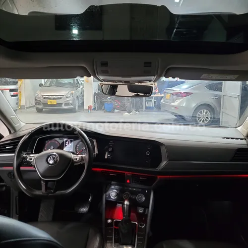 Volkswagen Jetta Tsi, Modelo 2020 - Imagen 9