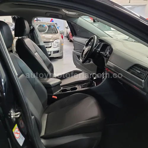 Volkswagen Jetta Tsi, Modelo 2020 - Imagen 11