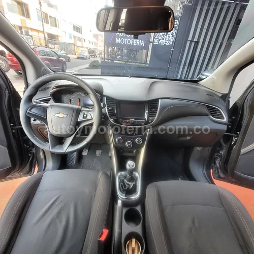 Chevrolet Tracker Ls, Modelo 2018 - Imagen 10