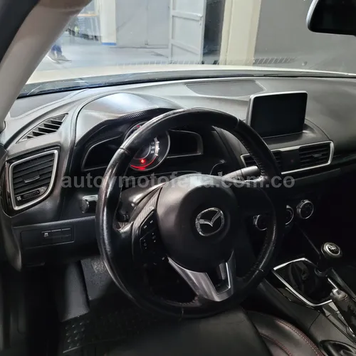 Mazda 3 Touring, Modelo 2016 - Imagen 8