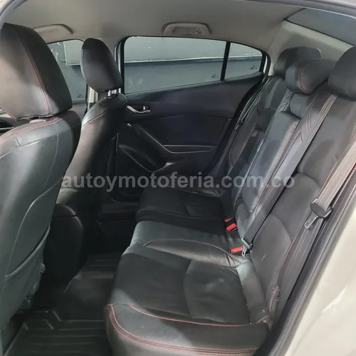 Mazda 3 Touring, Modelo 2016 - Imagen 7