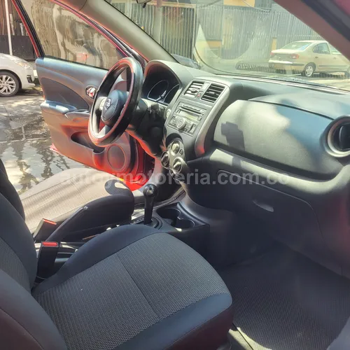 Nissan Versa Advance, Modelo 2014 - Imagen 12