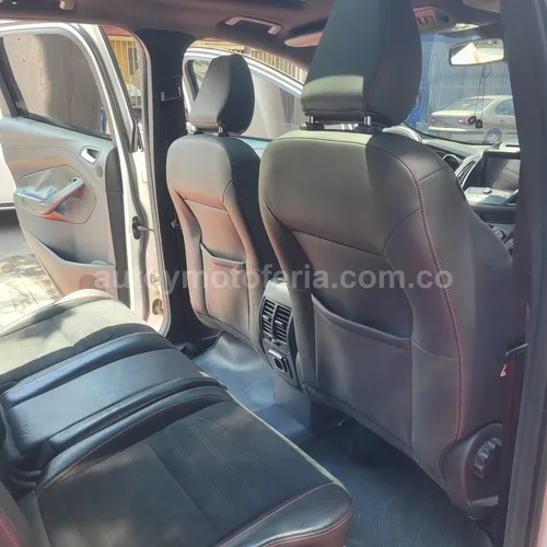 Ford Escape St Line, Modelo 2019 - Imagen 10