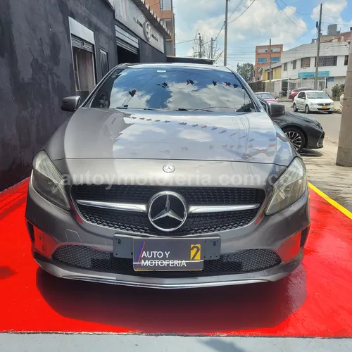 Mercedes Benz A200 Essentia, Modelo 2017 - Imagen 3