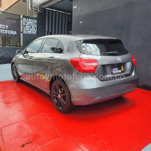 Mercedes Benz A200 Essentia, Modelo 2017 - Imagen 2