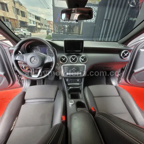 Mercedes Benz A200 Essentia, Modelo 2017 - Imagen 11